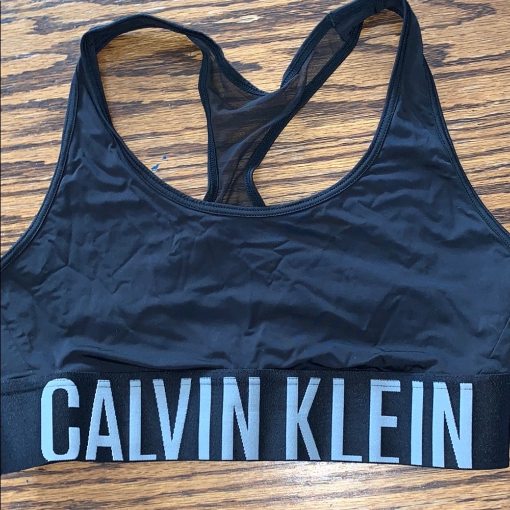 calvin klein sportsbra